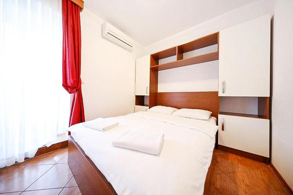 Apartmani "Jadran" Pag Town Exterior photo